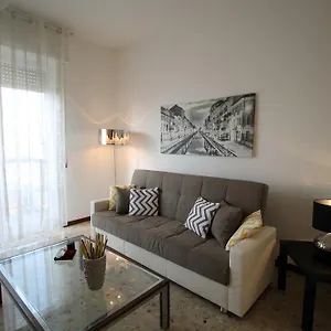 House Navigli Apartment Milan